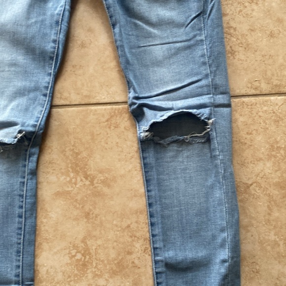 Used Women’s 710 Super Skinny Jeans - Picture 2 of 6